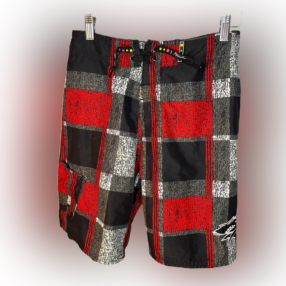 Maui and sons swim shorts 14